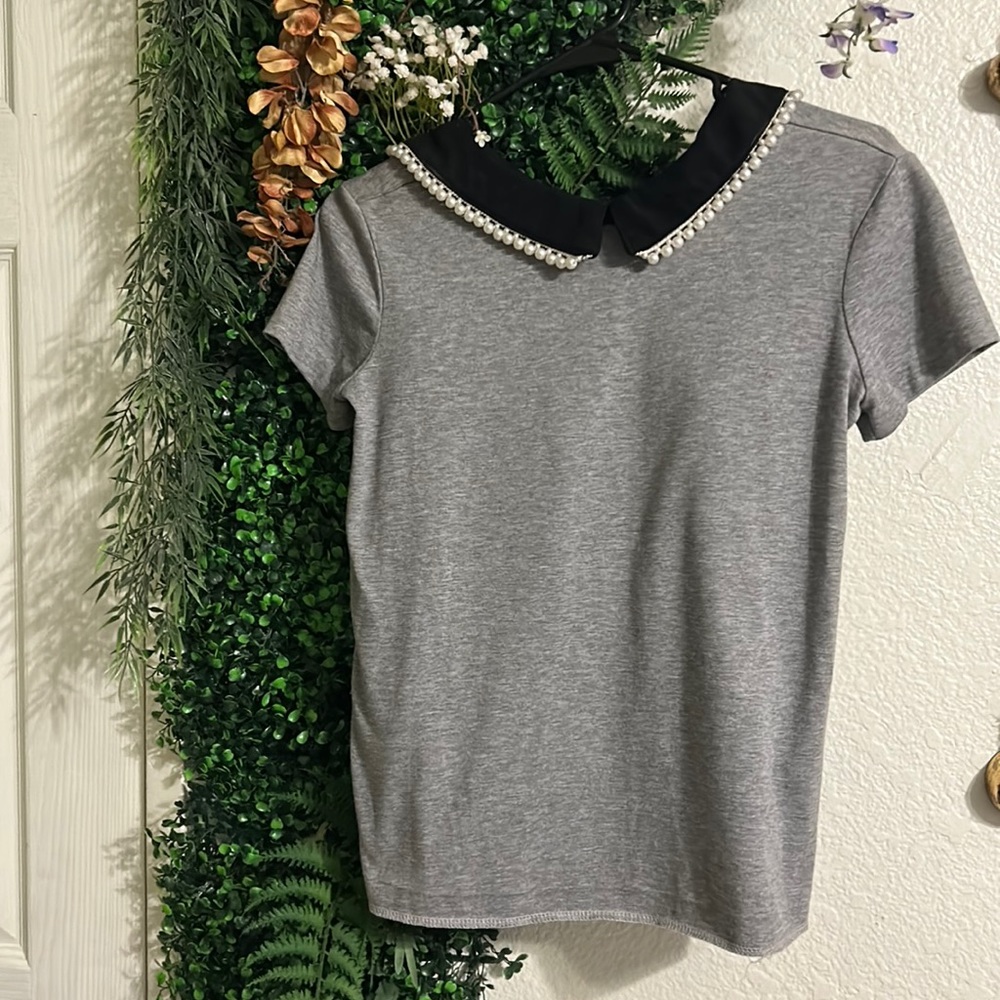 grey dress shirt with pearls